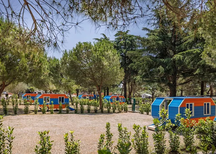 Maistra Koversada Covered Pitches 캠프장 *