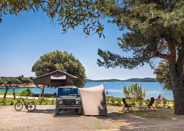 캠프장 Maistra Koversada Covered Pitches