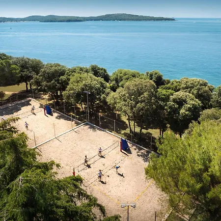 Camping Maistra Koversada Covered Pitches Vrsar