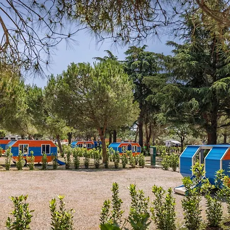 Maistra Koversada Covered Pitches Camping *