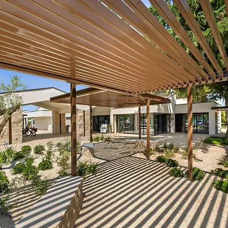 Maistra Koversada Covered Pitches Vrsar